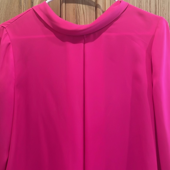 Vince Camuto Hot Pink Blouse - Size Medium - Picture 3 of 11